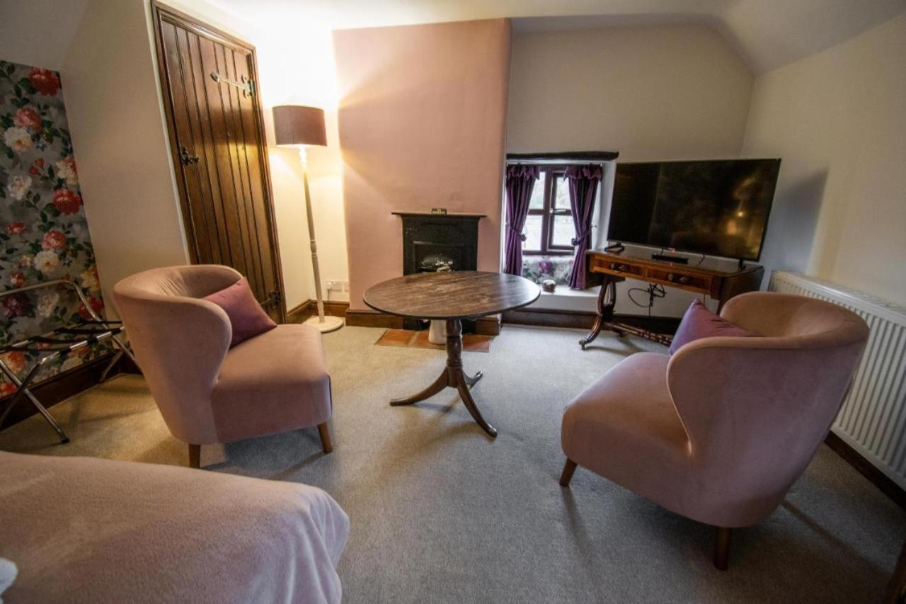 Hotel Royal George Great Easton  Exteriér fotografie